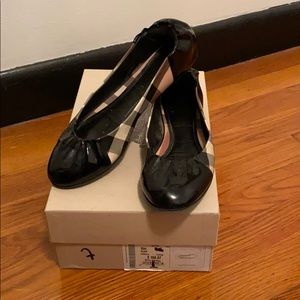 Burberry Nova Soft Ballerina size 7